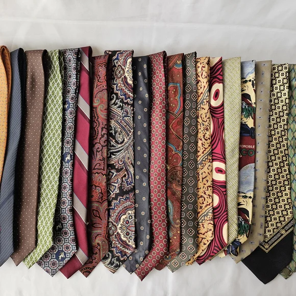 Silk Vintage Men's Neckties Hermes Versace Givenchy Valentino Armani YSL Polo
